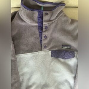 Patagonia women’s medium synchilla fleece pullover